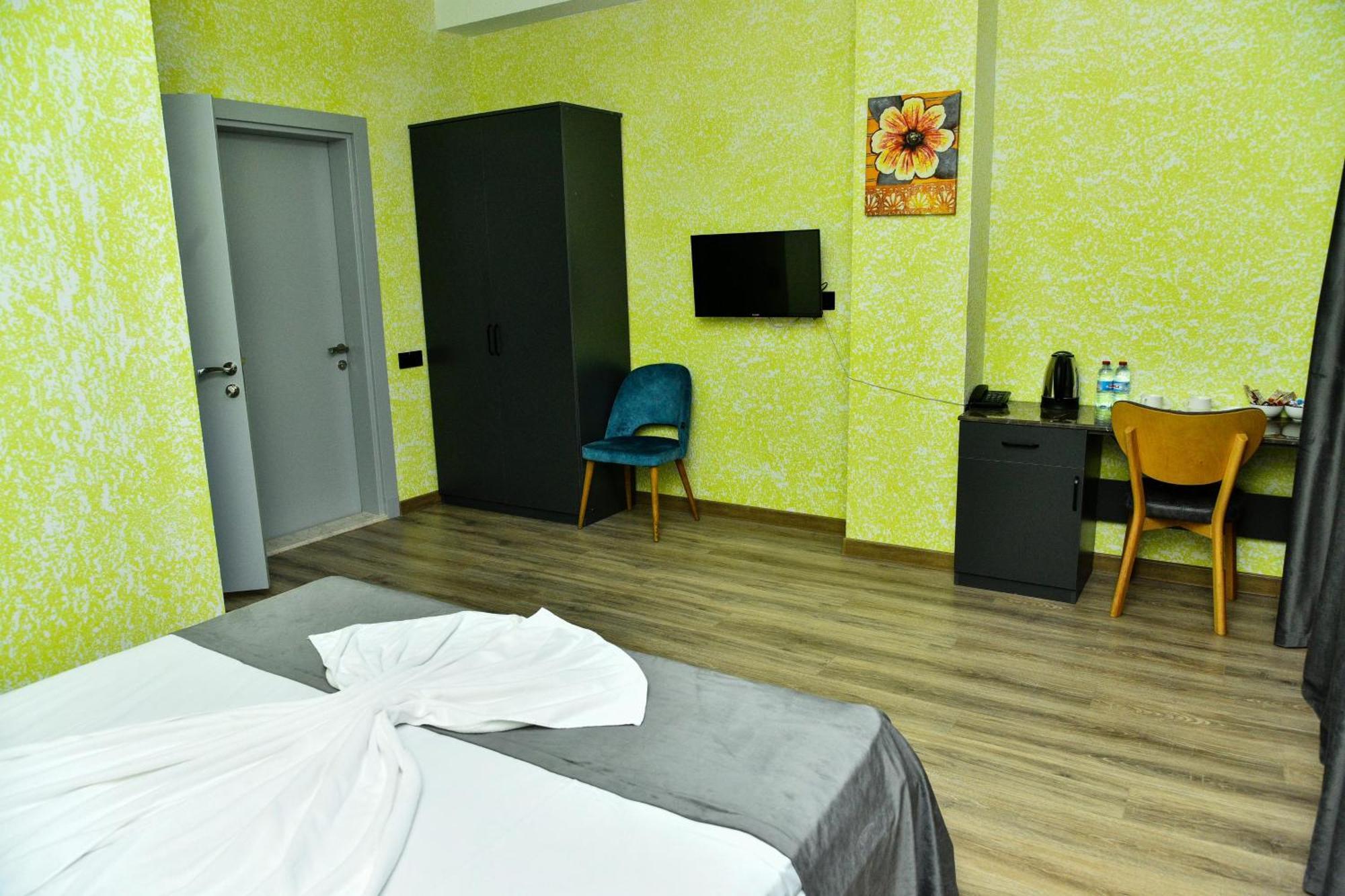 Avrasya Inn Hotel Баку Екстериор снимка
