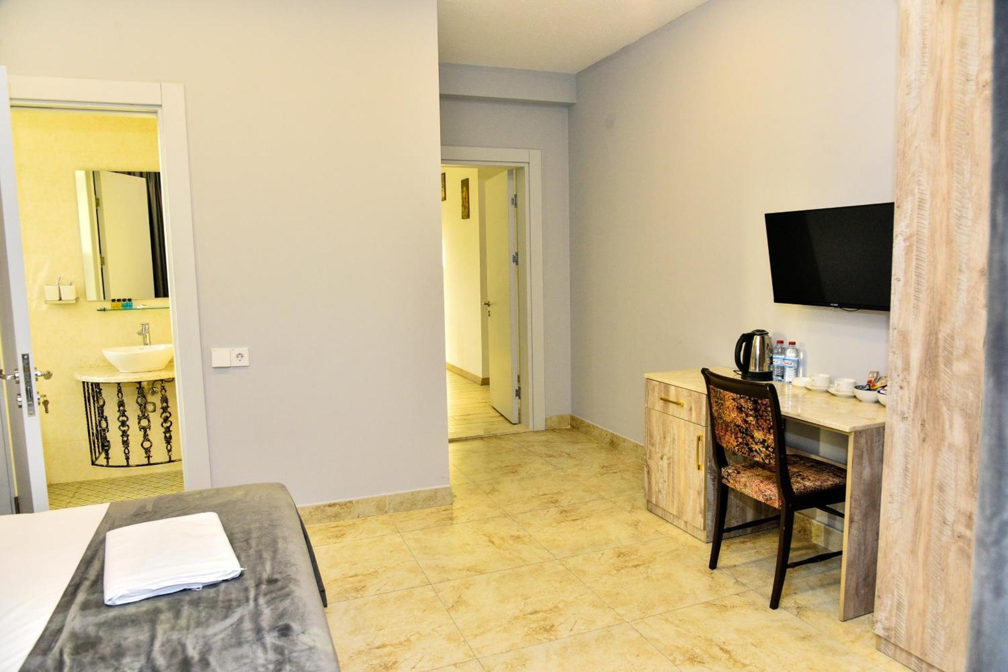 Avrasya Inn Hotel Баку Екстериор снимка
