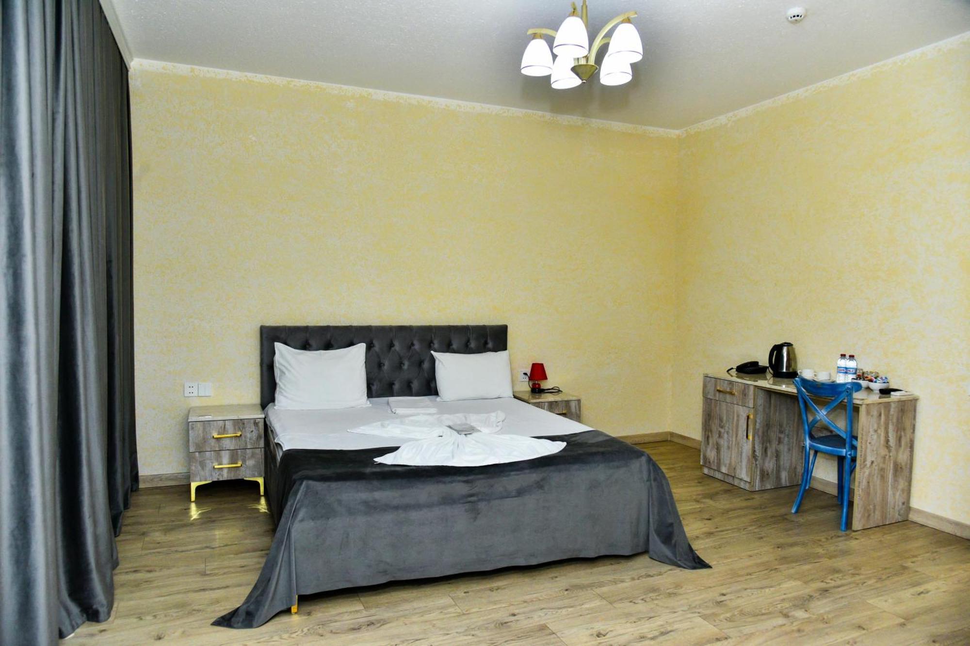 Avrasya Inn Hotel Баку Екстериор снимка