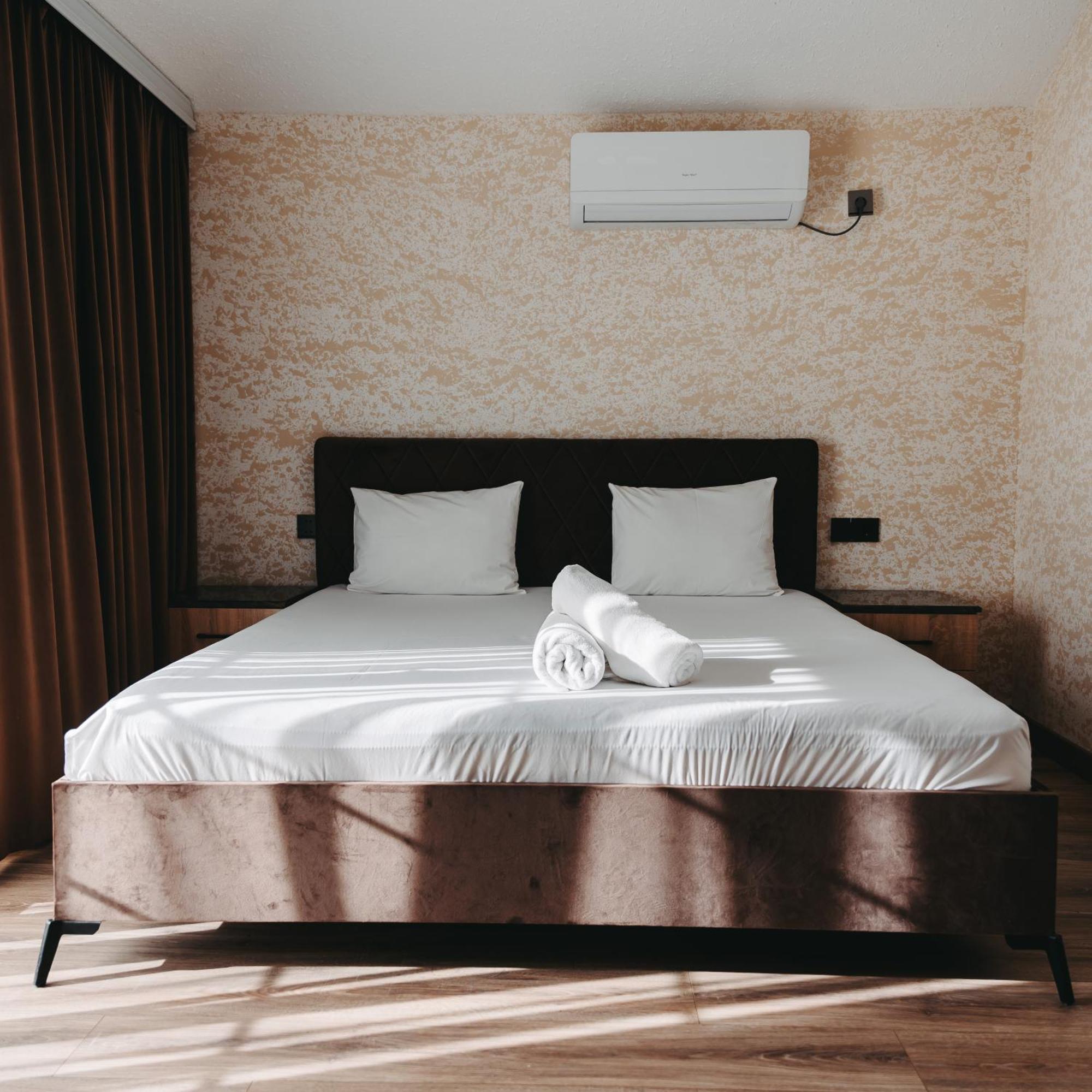 Avrasya Inn Hotel Баку Екстериор снимка